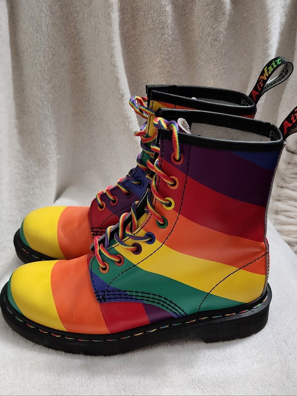 DR. MARTENS Rainbow Striped Women's Lace-Up Boots - Multi USW6 USM5 UK4 EU37 - Picture 3 of 14